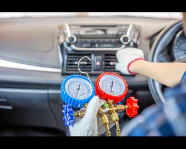 car ac gas refilling and conde