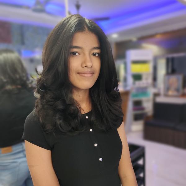 Best ladies salon in Hadapsar Best ladie