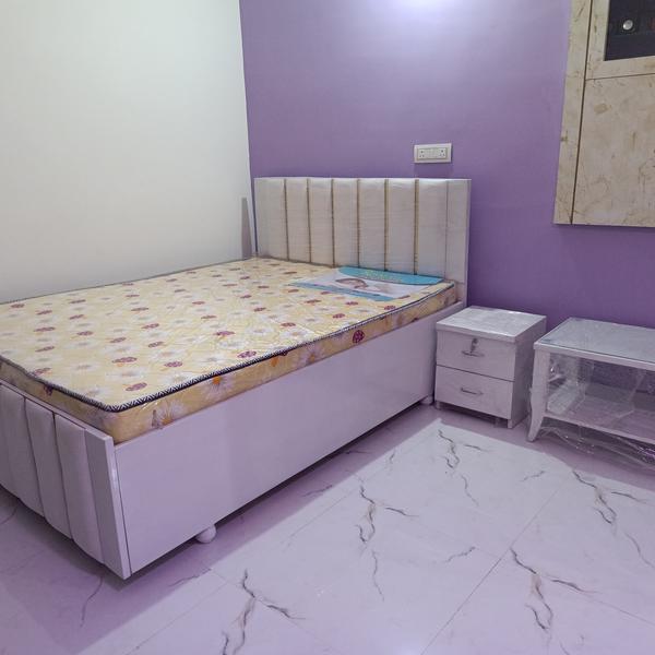 Royal furniture latest