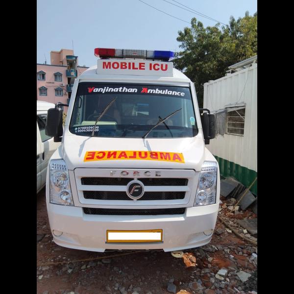 critical care ambulance with v