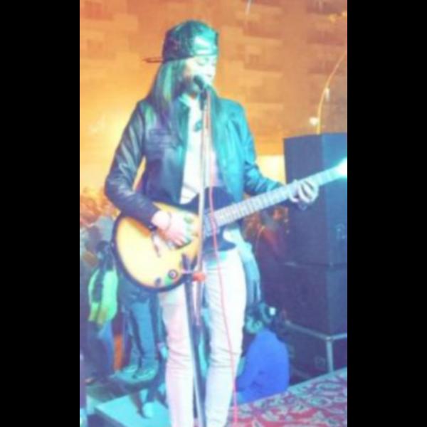 karaoke show in noida