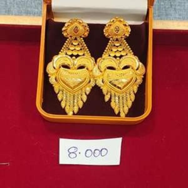 gold ornaments chains rings ba