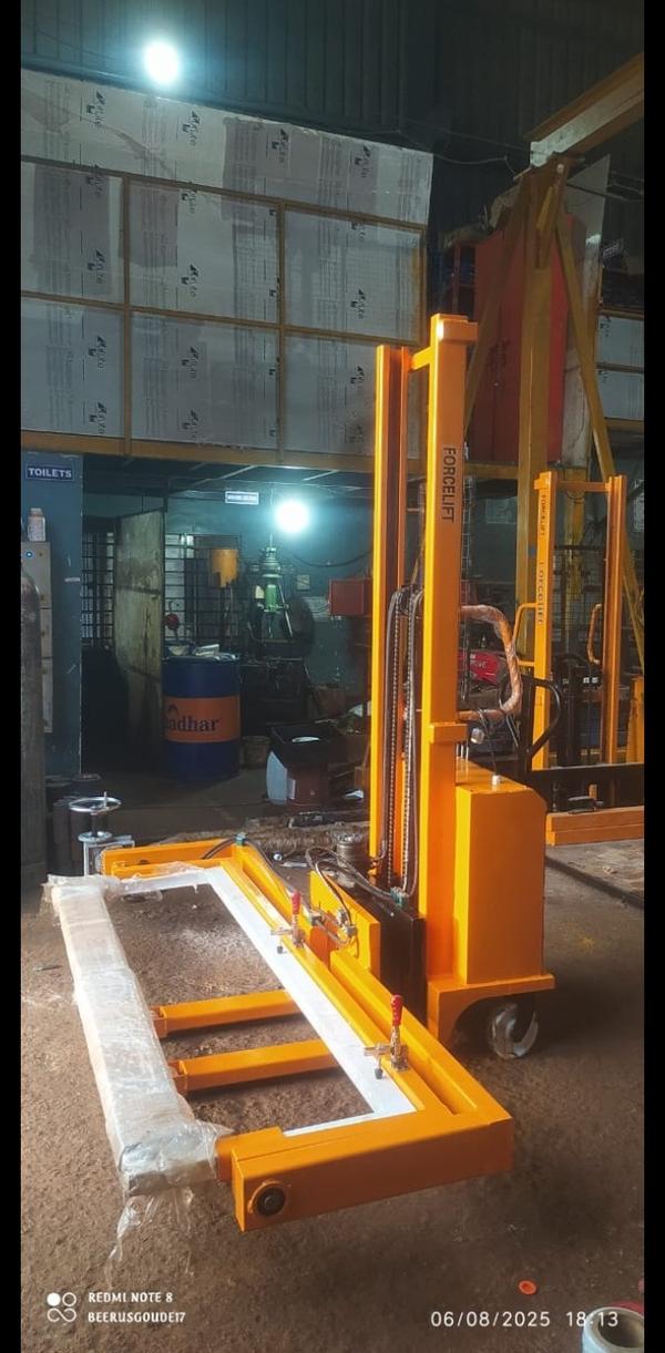 SEMI ELECTRIC STACKER CUSTOMIZ
