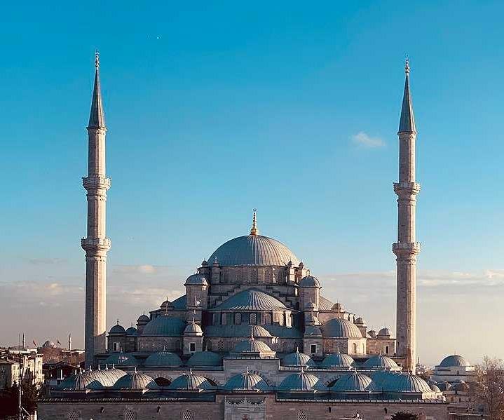 Places to Visit in Istanbul

F