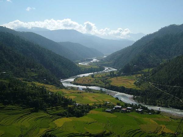 wangdue phodrang lies