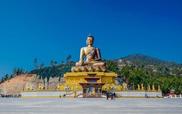 Places To Visit in Bhutan

Thi
