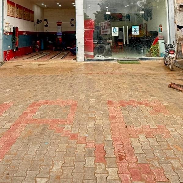 MRF tyre near me. MRF tyre sho