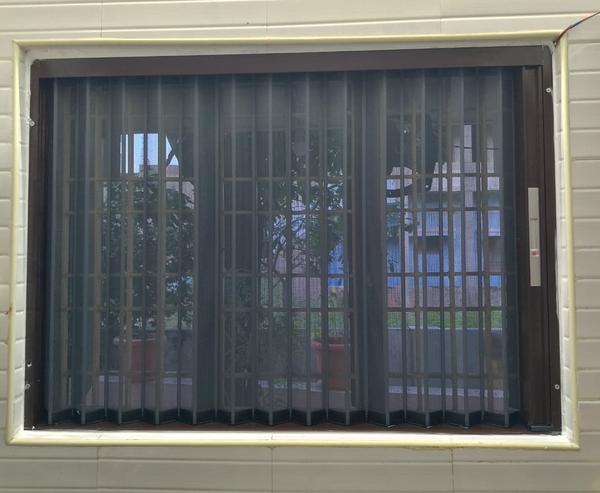 modern sliding door mosquito n