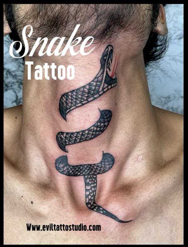 custom detailed snake tattoos