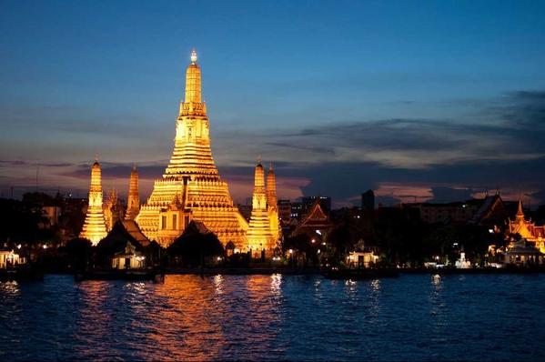 bangkok chao phraya river crui