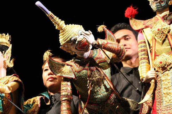 traditional bangkok waterways 