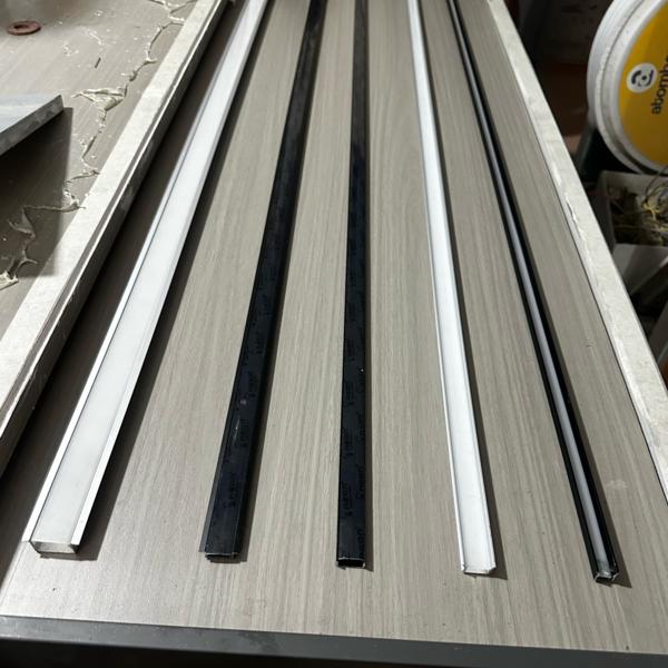 stylish minimalistic ceiling d