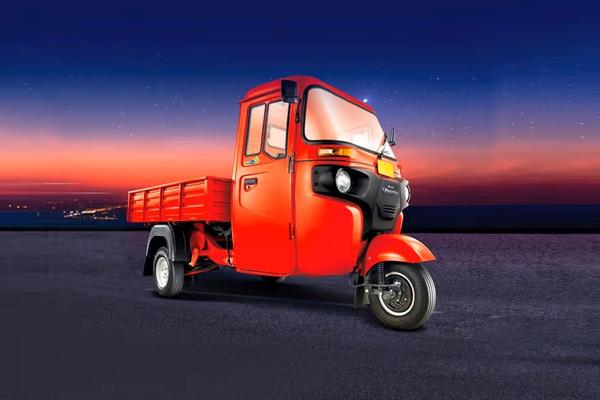 bajaj maxima commercial vehicl