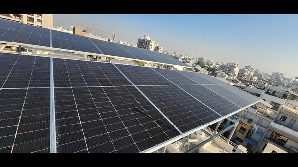 Selecting the best solar panel