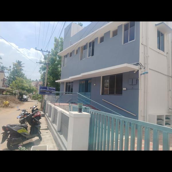 relaxing garden areas for resi