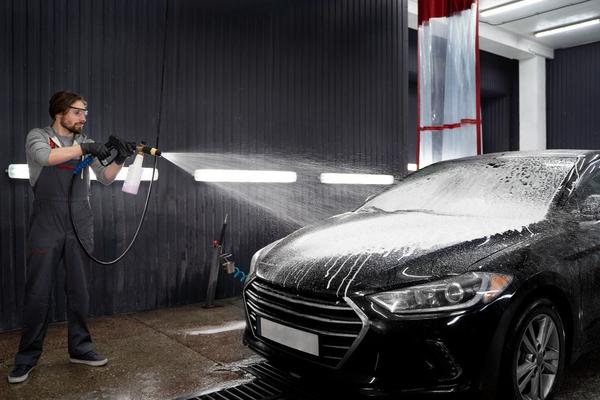 professional vehicle cleaning