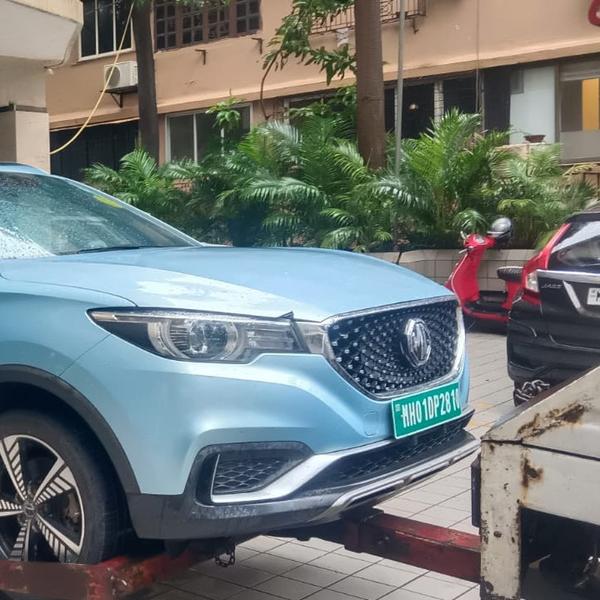 mumbai car towing trucks avail