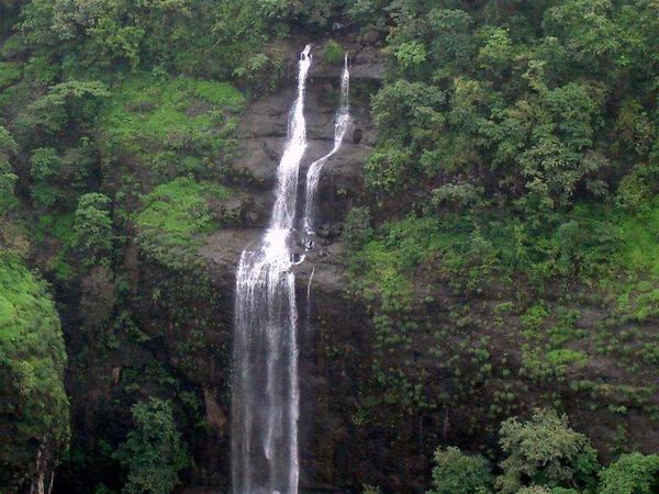 tourist attractions near pune 