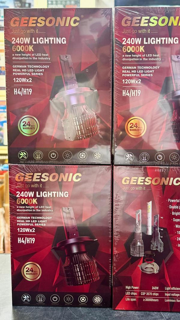 beejees carz 200w 300w