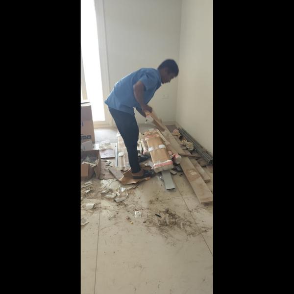 bathroom deep cleaning