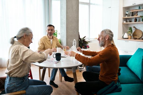 What makes a senior living fac