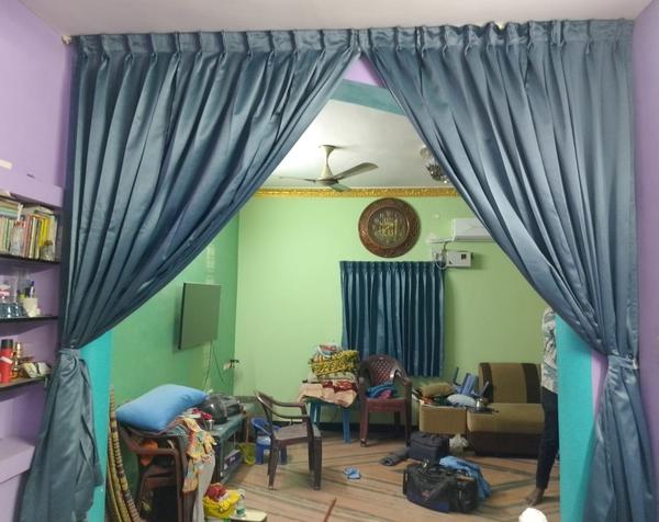 professional curtain installat