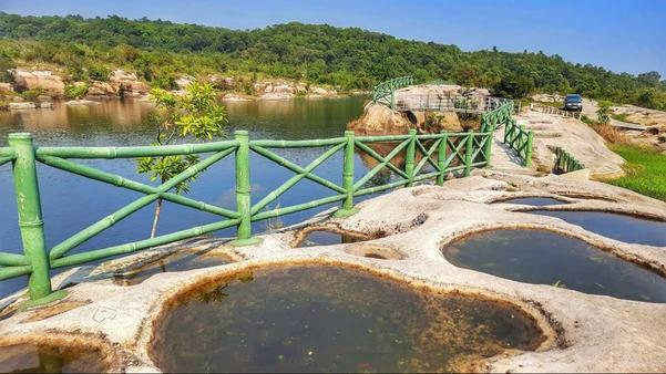 cherrapunji tourist places meg