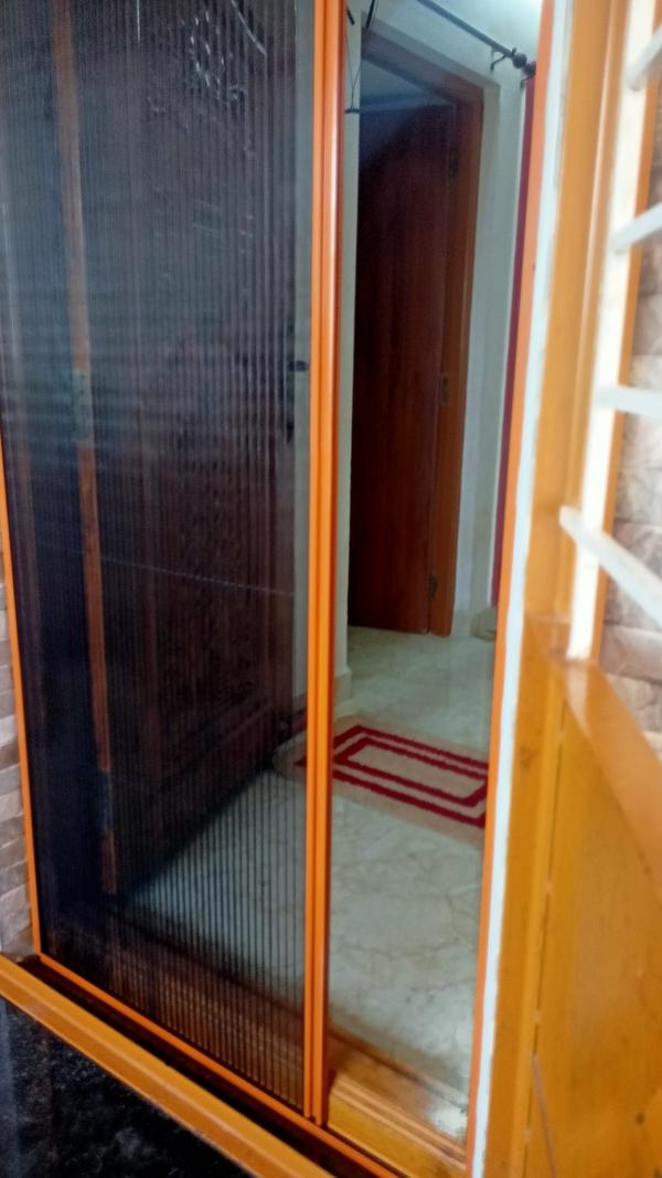 velcro sliding roller mosquito