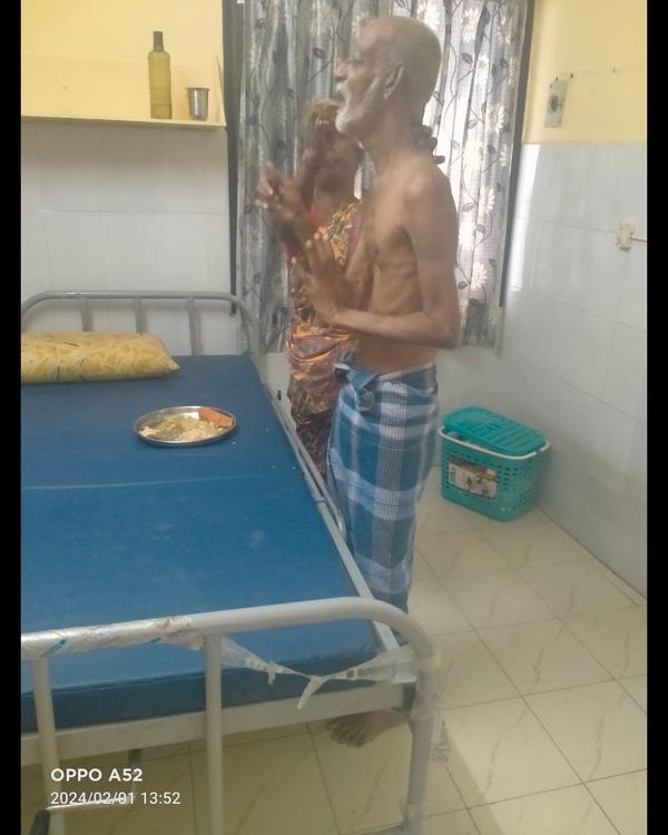 senior living with nutritious