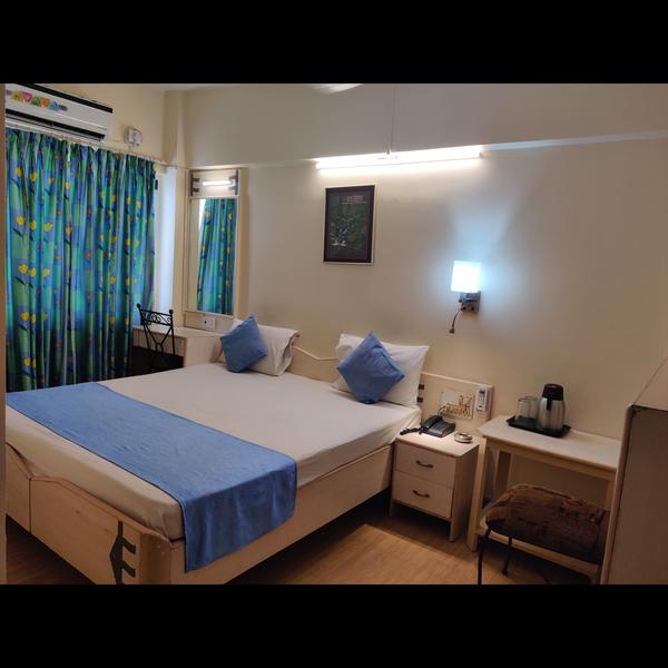 luxury hotels with high end am