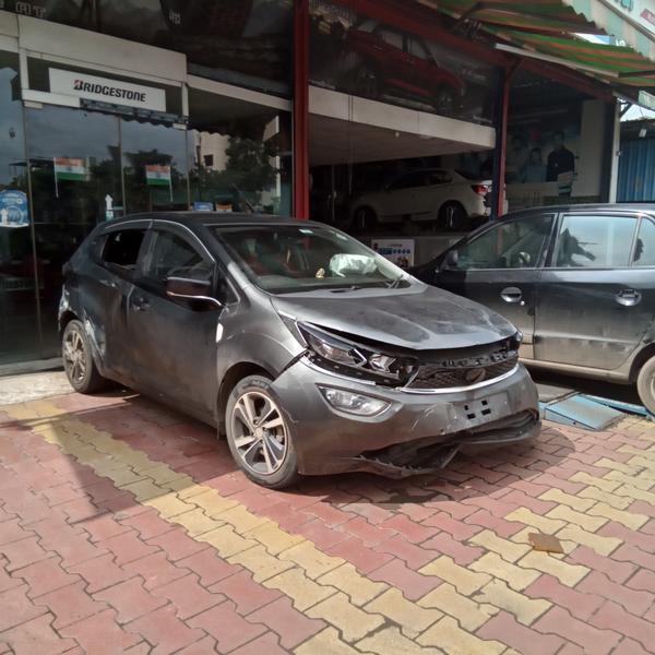 Tata Altroz a total loss car h