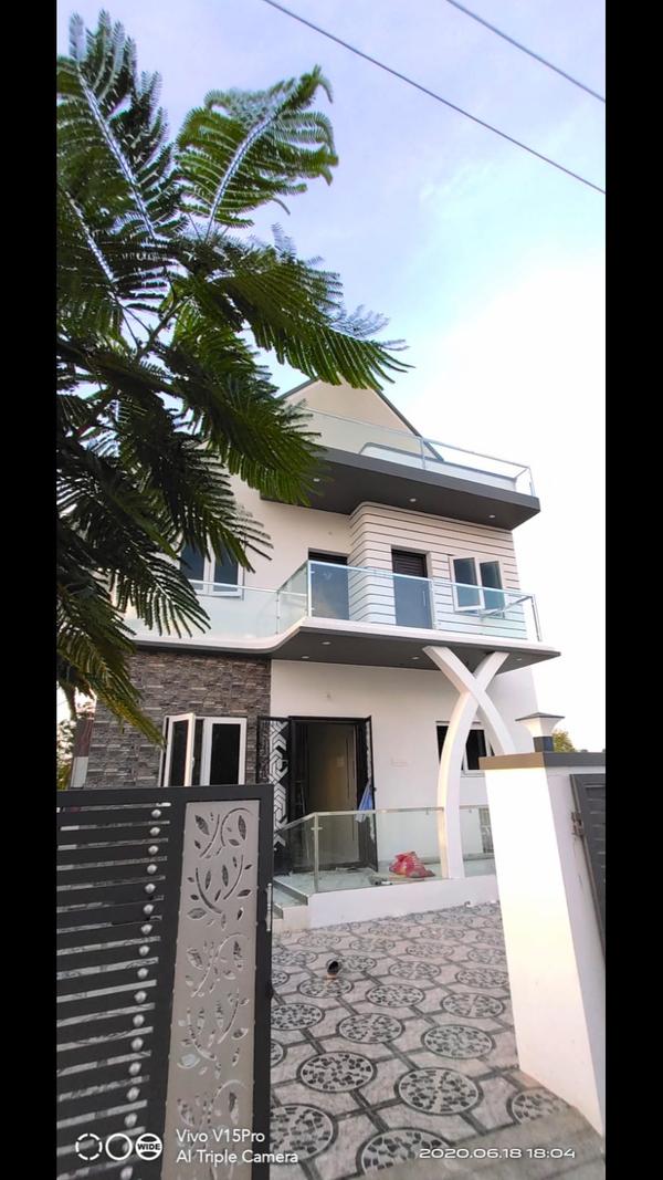 used multi brand car dealershi