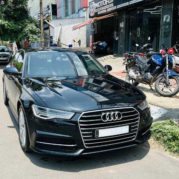 Get premium Audi car detailing