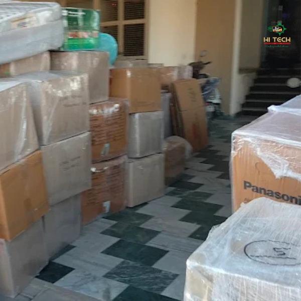 local household relocation van