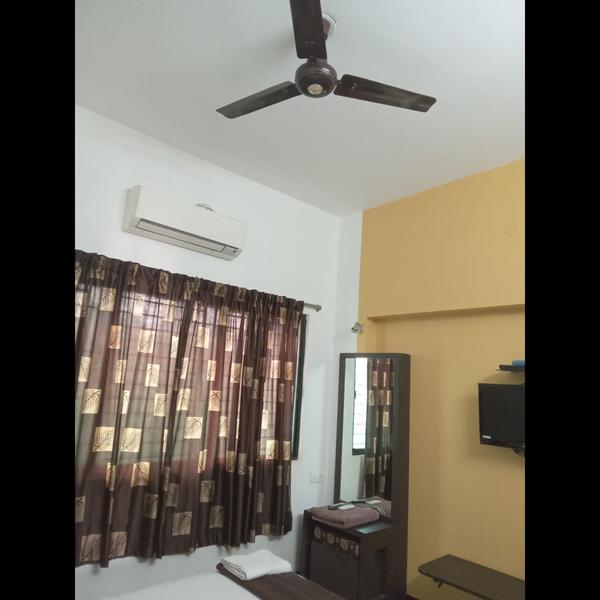 ac rooms near rockfort temple
