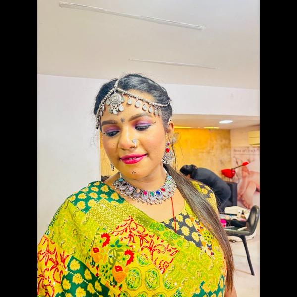 Popular Beauty Salons in Shankar Nagar,