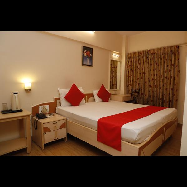 affordable hotel rooms goregao