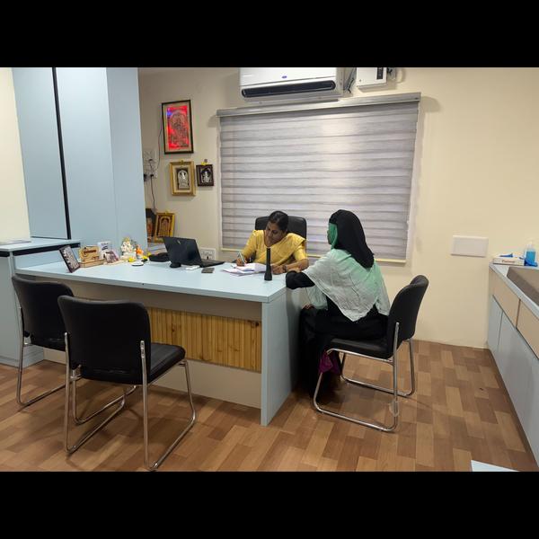 experienced dermatologist thil