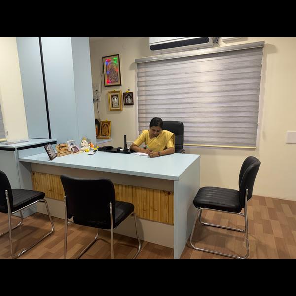 experienced dermatologist thil