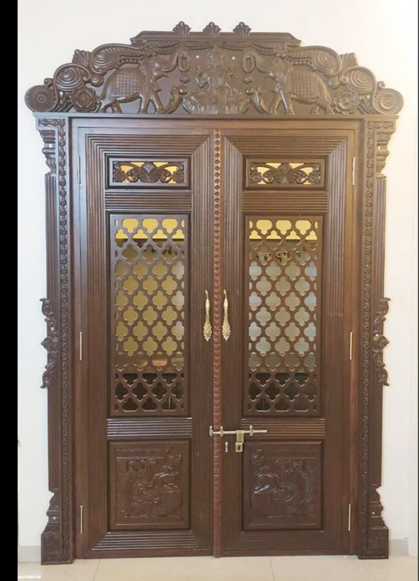 Traditional pooja mandirs are characterized by int