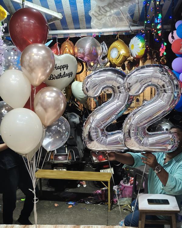 22 nd birthday balloon decorat