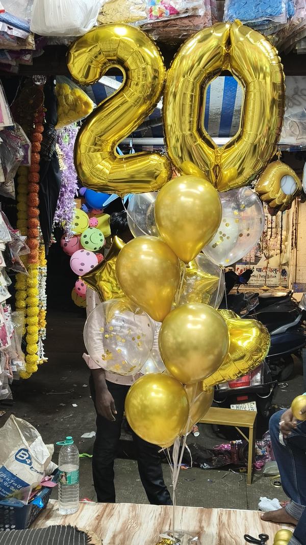 20 th birthday party balloon d