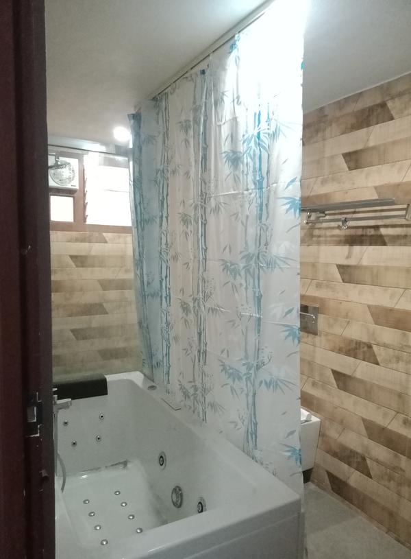 waterresistant shower curtains