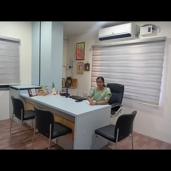 expert in treating pimples and