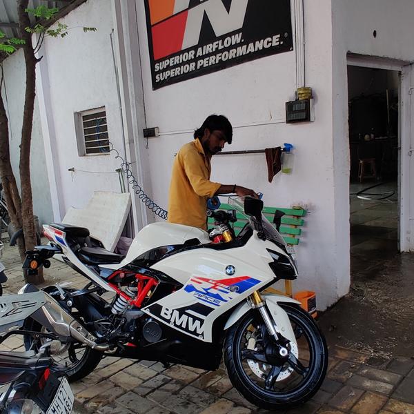 BMW 320RR in for general servi