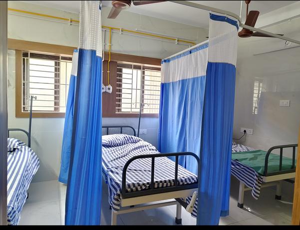 medical furnishing store in th