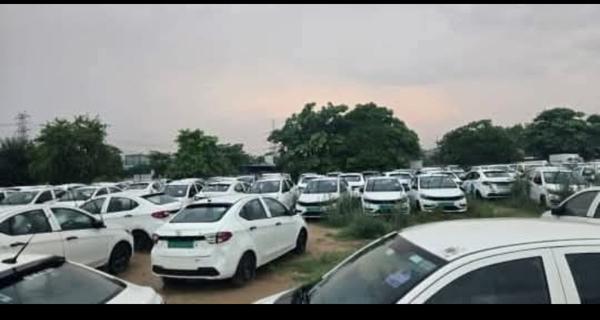 scenic mountain travel kasol