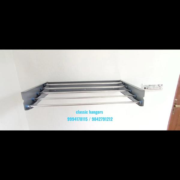 Classic Hangers:Box Hangers
, 