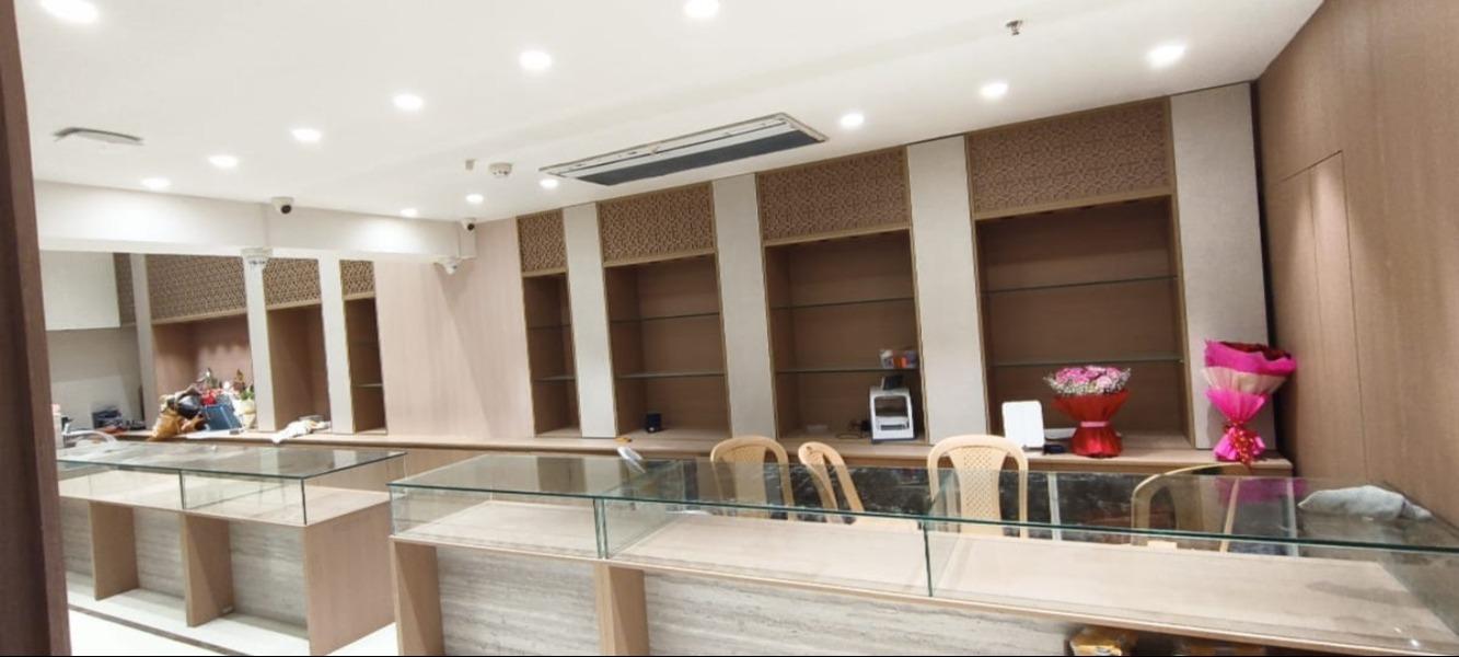 MST ROYAL DECOR 
MST Royal Dec