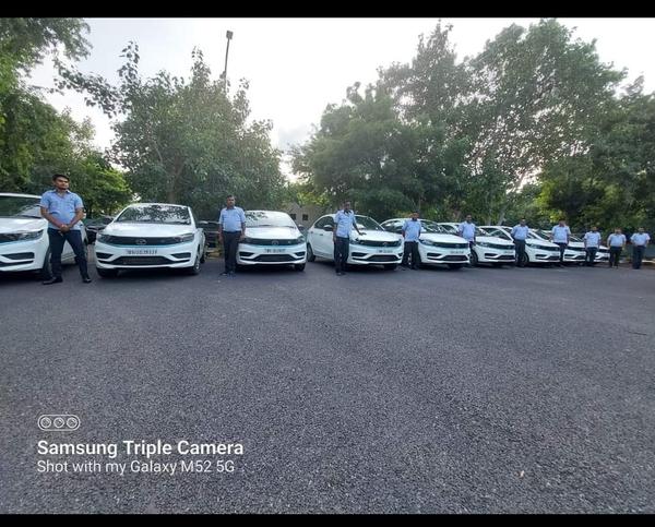 jewar to vrindavan taxi servic